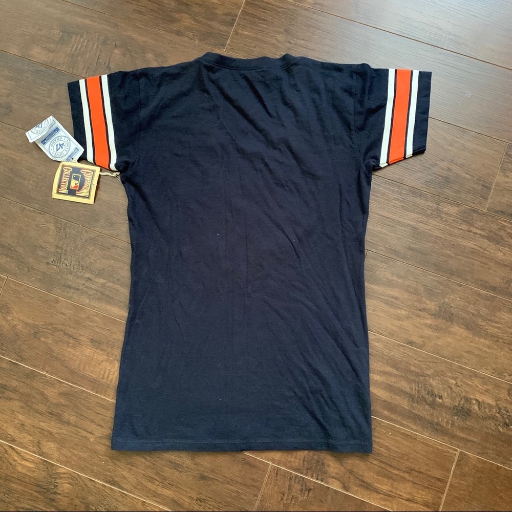🆕 Detroit MLB T-Shirt - Picture 2 of 3